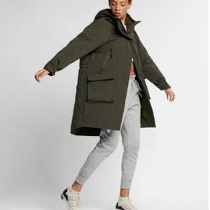 Nike Oversized Coat. Army green. New w tags.